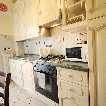 Monteverde Bright Apartment With Garage โรม ภายนอก รูปภาพ