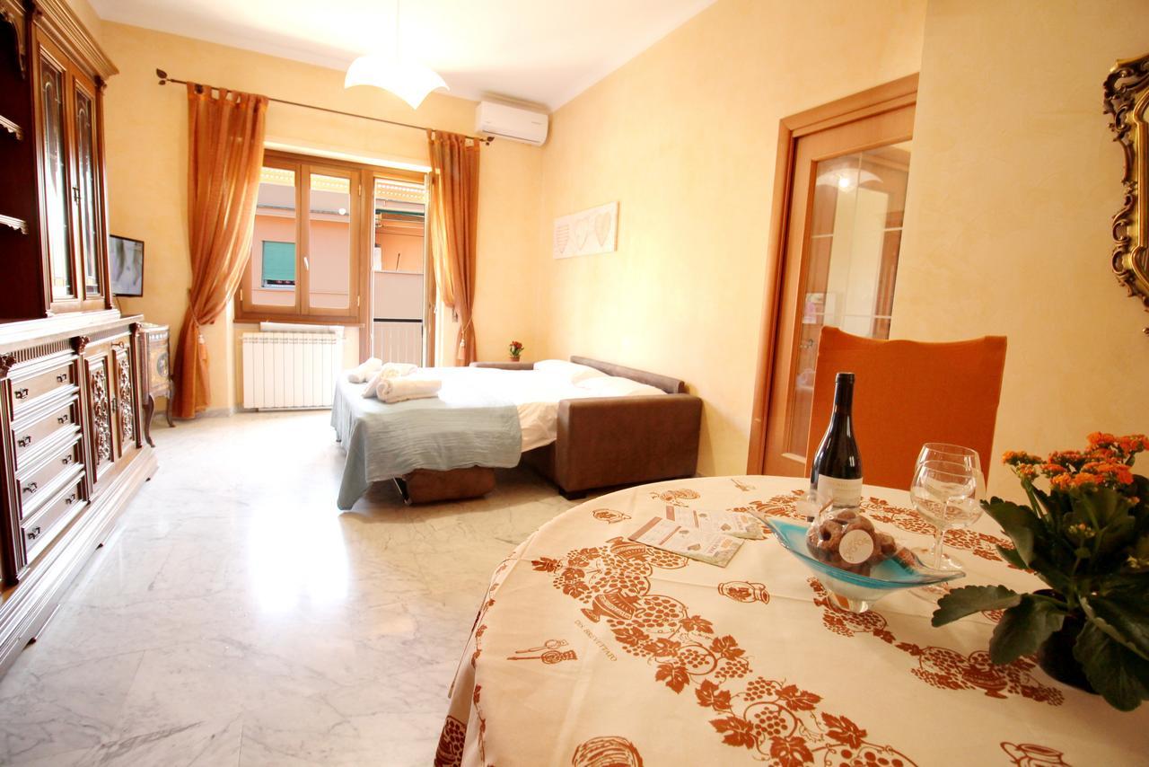 Monteverde Bright Apartment With Garage โรม ภายนอก รูปภาพ